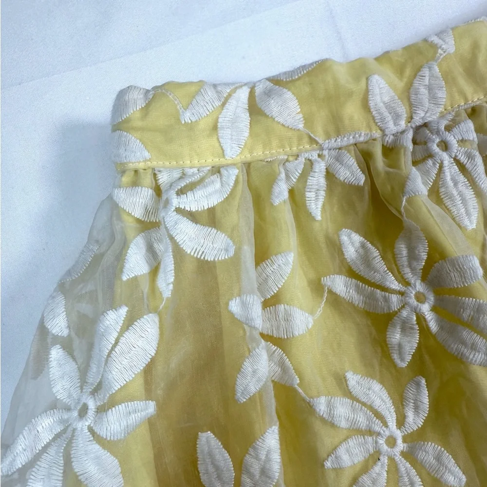 GYMBOREE Girls Floral Embroidered Skirt 5T Cottagecore Spring Mesh‎ Cute